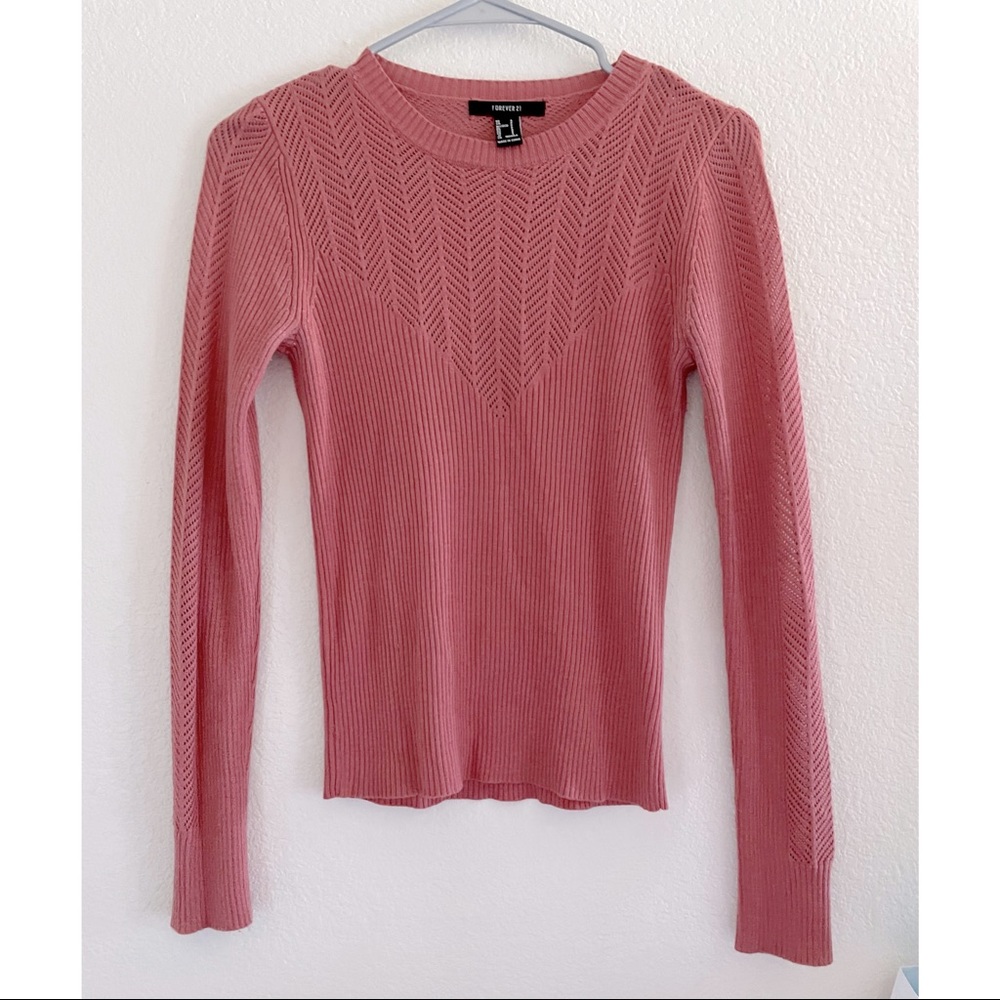 🌸3/$25🌸 Pink/ maroon lightweight sweater